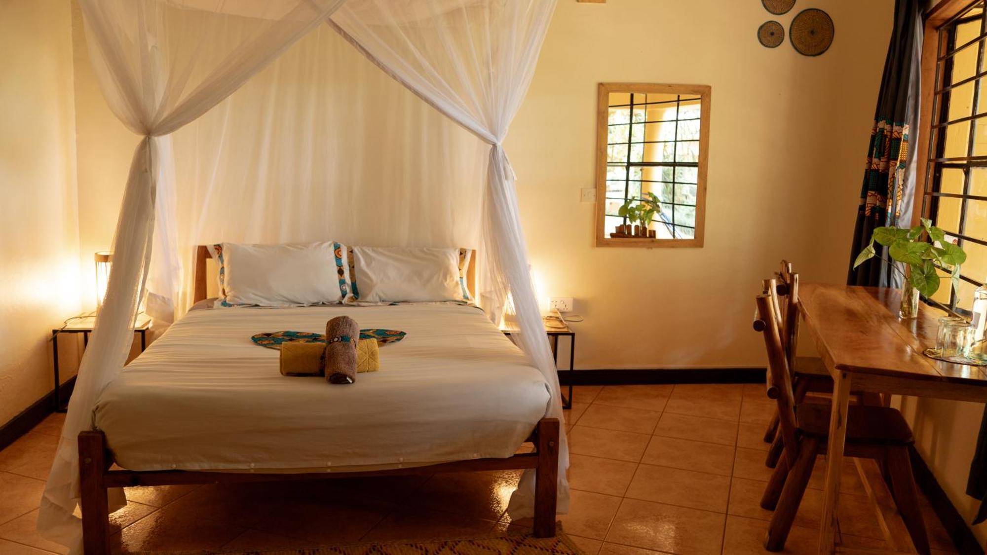 Viavia Entebbe Hotel Екстериор снимка