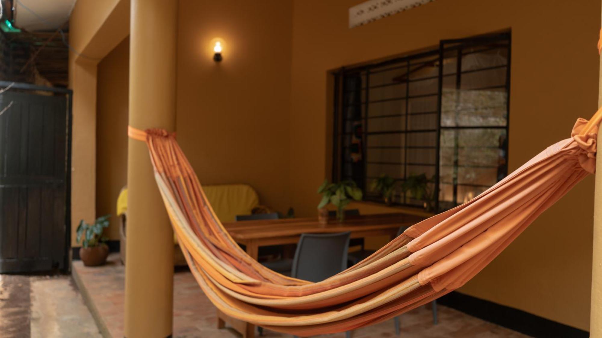 Viavia Entebbe Hotel Екстериор снимка