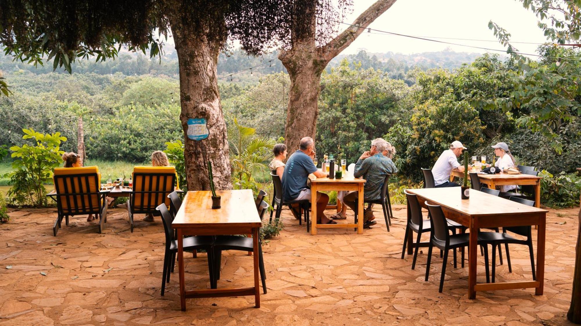 Viavia Entebbe Hotel Екстериор снимка